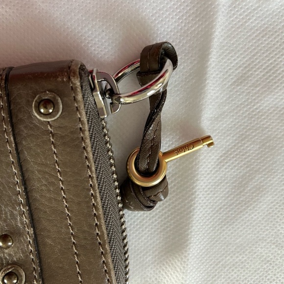 Chloe Zip Around Wallet - Picture 3 of 14